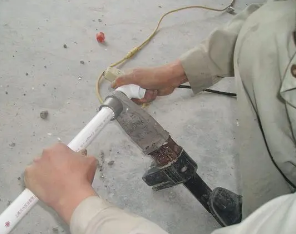 米林漏水维修电话